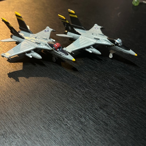 Disney Pixar Planes "Bravo" Fighter Jet • Mattel Die-Cast • 1:55 Scale - Picture 4 of 8